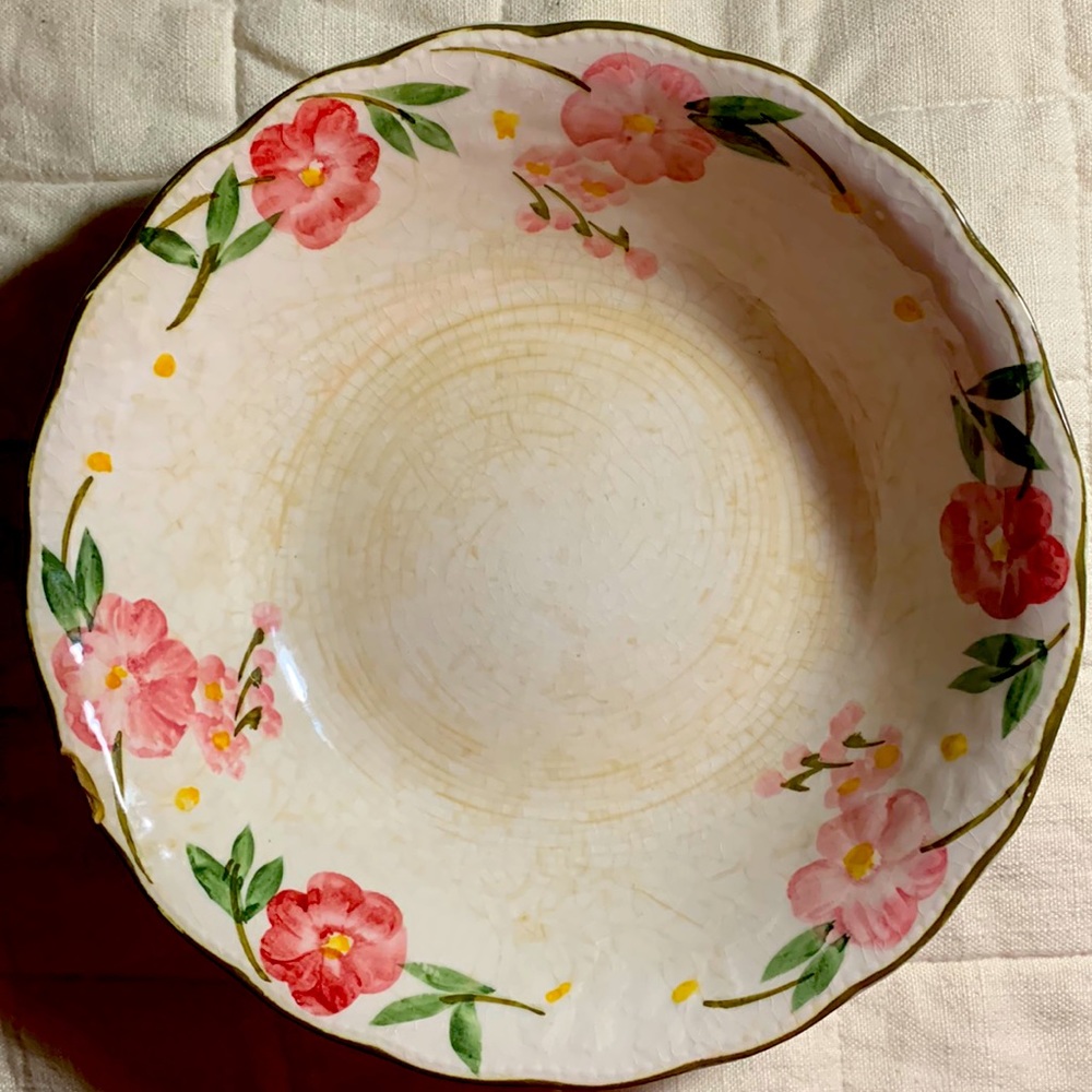 Vintage Cameo Florals Malaysia Pink Flower Serving Bowl
